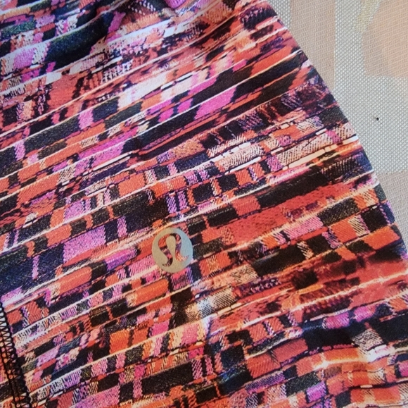 Lululemon Fast and Free II 25 *nulux - Picture 6 of 8